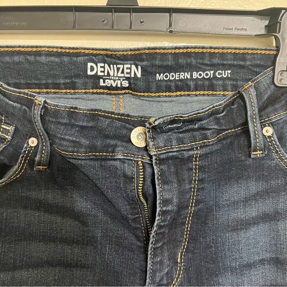 Women’s bootcut jeans - Picture 3 of 6